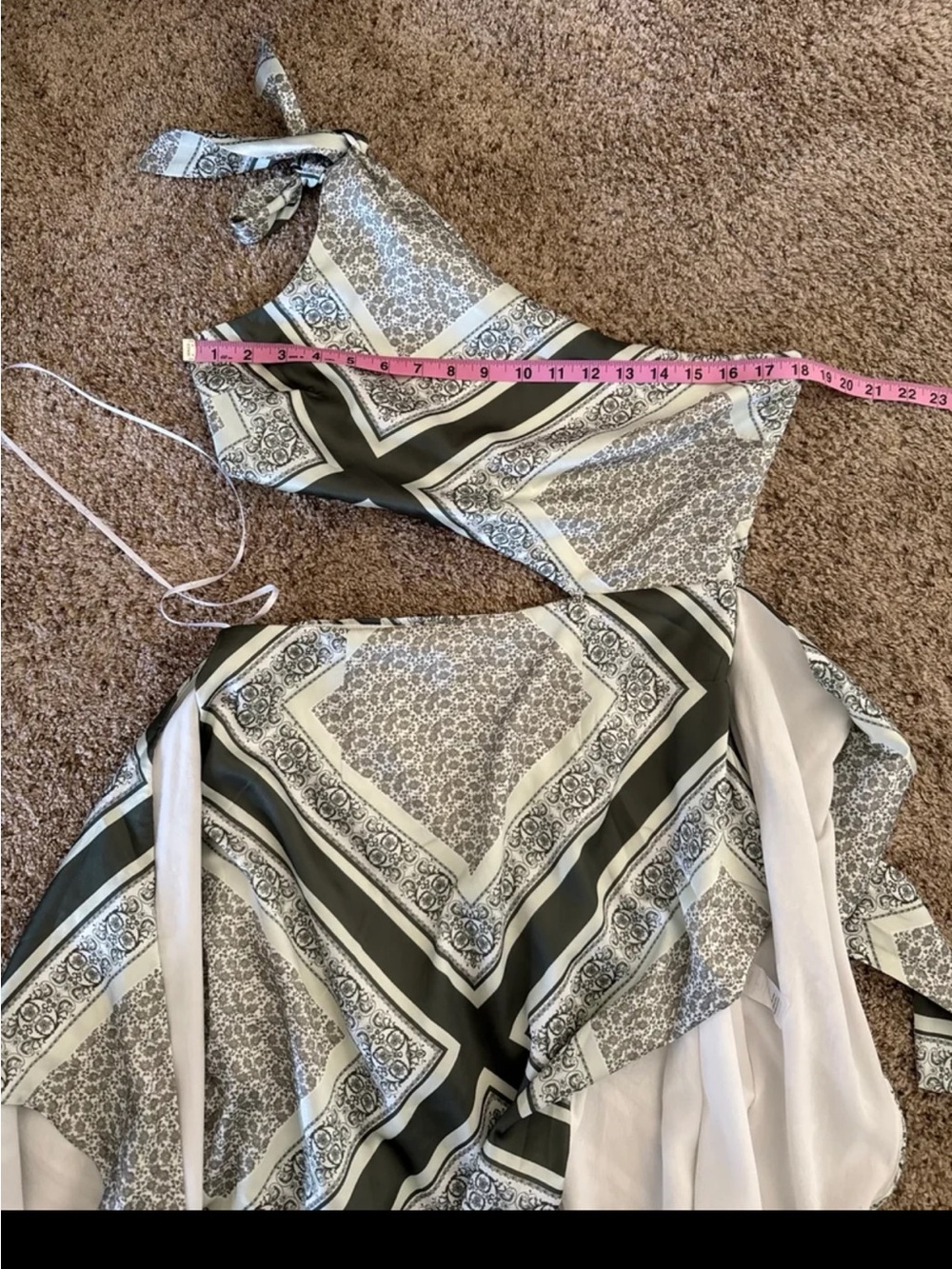 Lulus Vacay Beauty Olive Scarf Print One-Shoulder Tie-Strap Midi Dress Sz Large - Picture 11 of 12